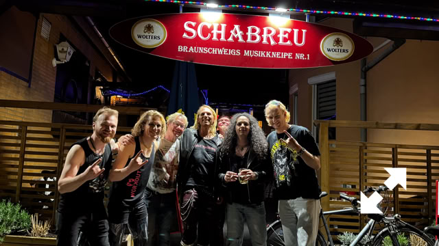 Night Laser rocken live im Schabreu in Braunschweig