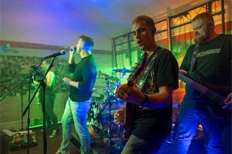 Samstag 08.03.2025 - róisin dubh und The Black Sheep live im Schabreu