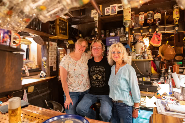 Das Team im Schabreu von links Kerstin, Tutti und Gabi