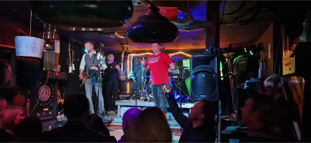 Two By Ass live im Schabreu in Braunschweig