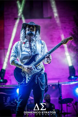 Sonntag 24.09.2023 - Demian Dominguez Band live im Schabreu