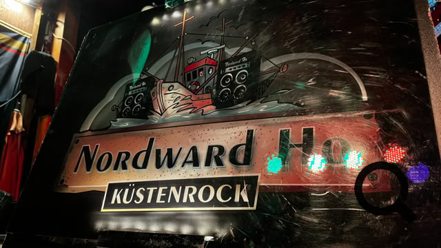 Nordward Ho Küstenrock vom Feinsten live im Schabreu in Braunschweig