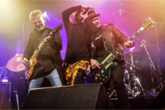 Samstag 08.03.2025 - róisin dubh und The Black Sheep live im Schabreu