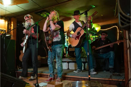Sa 12.12.2026 - Live Jahresabschlusskonzert THE BEG ON im Schabreu